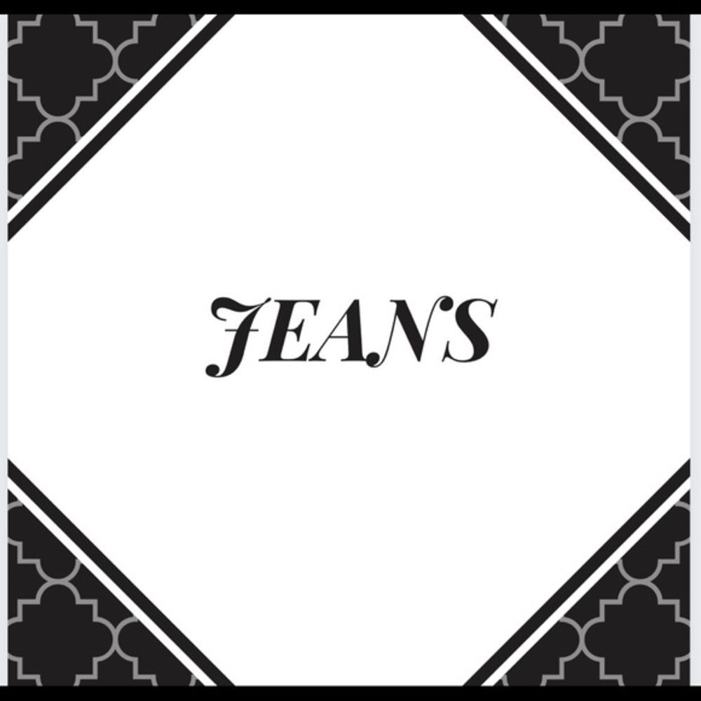 Jeans - Picture 1 of 2